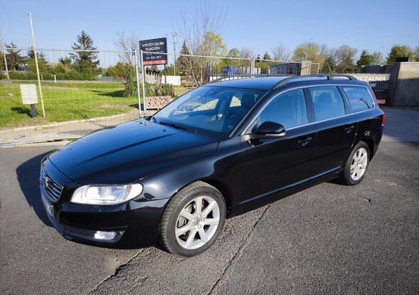 Volvo V70 cena 46900 przebieg: 232000, rok produkcji 2016 z Kutno małe 137